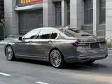 صورة 9 - BMW 7 Series