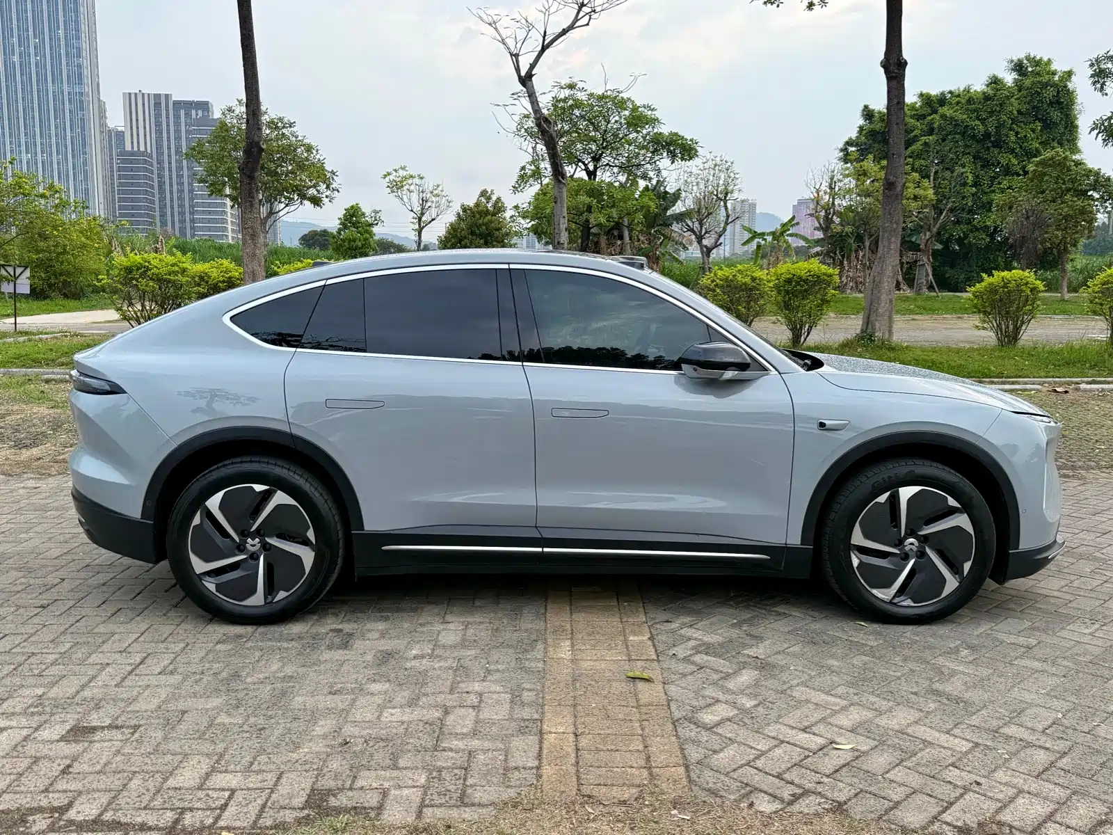 Фото 16 - NIO EC6