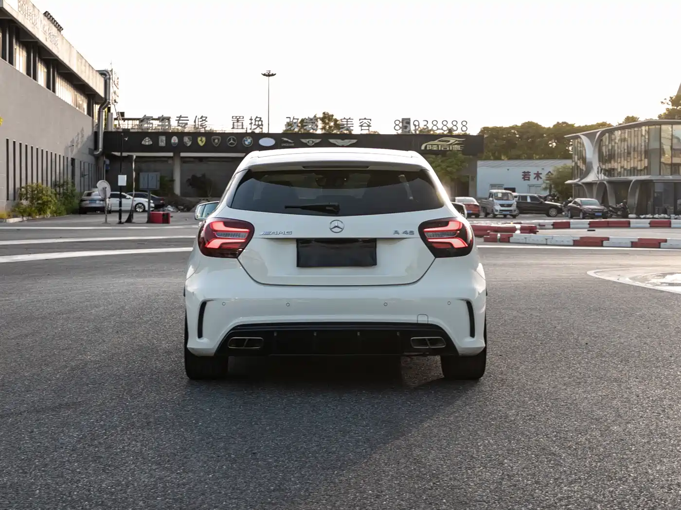 Mercedes-Benz A-Class AMG (Import) 2016 AMG A 45 4MATIC фото 8