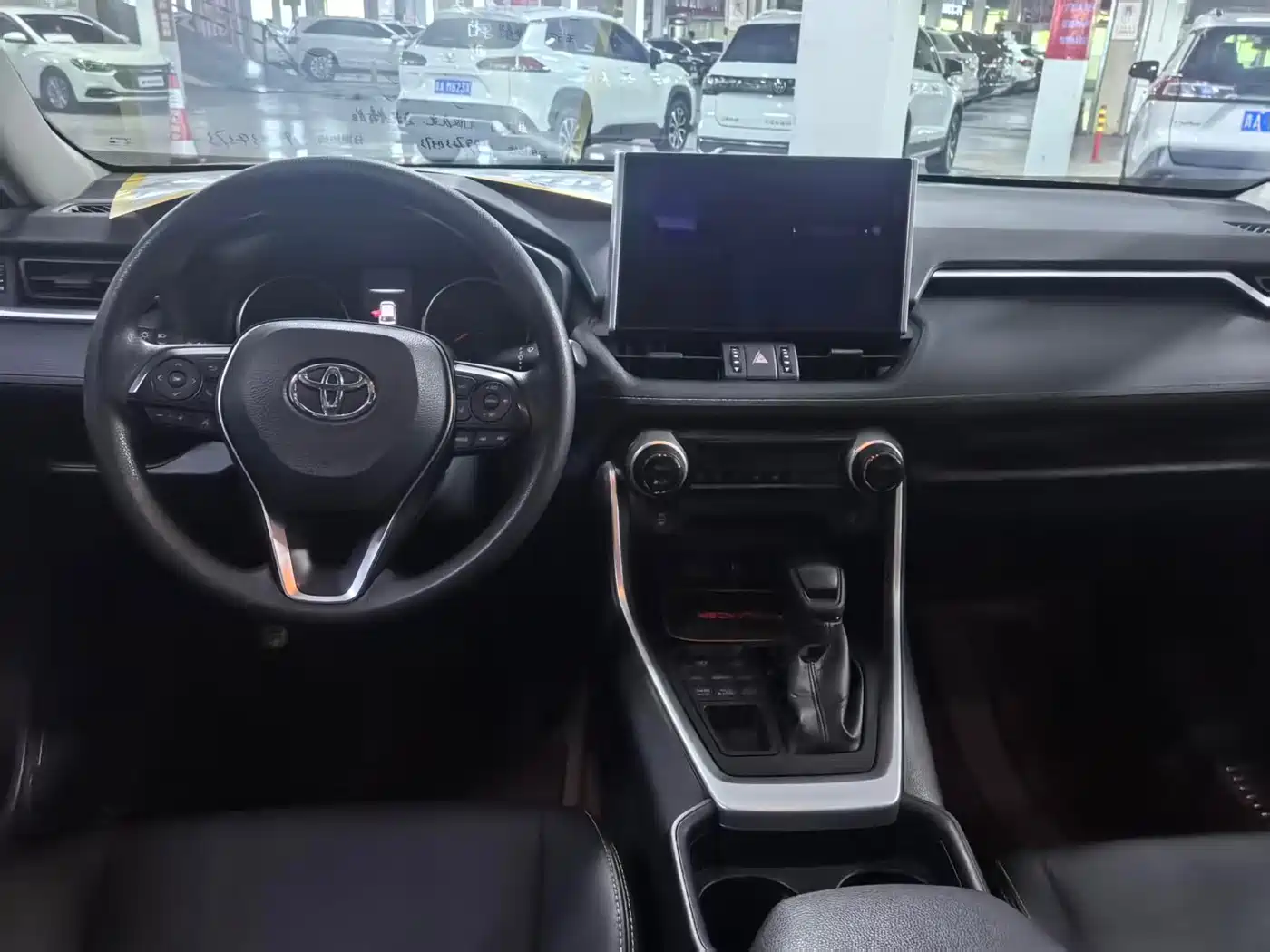 Toyota Wildlander 2020 2.0L CVT AWD Luxury Edition фото 14