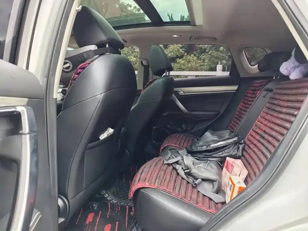 Geely Binyue 2019 2019 260T DCT Knight China V