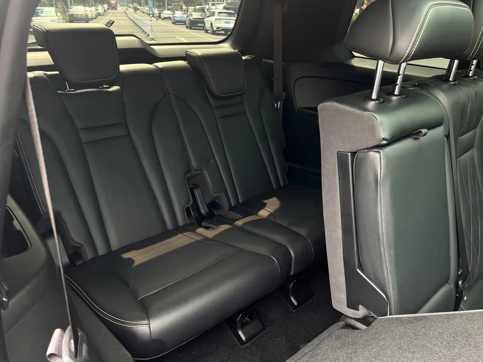 صورة 23 - GAC Trumpchi GS8