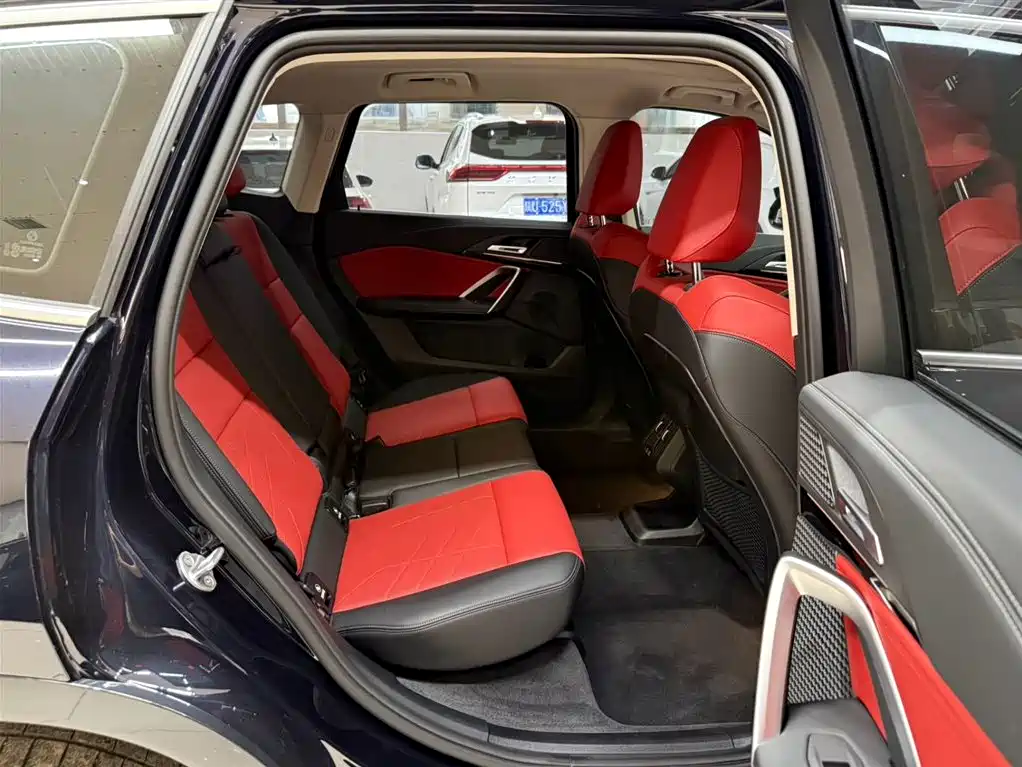 BMW X1 2023 sDrive20Li X Design Package фото 9