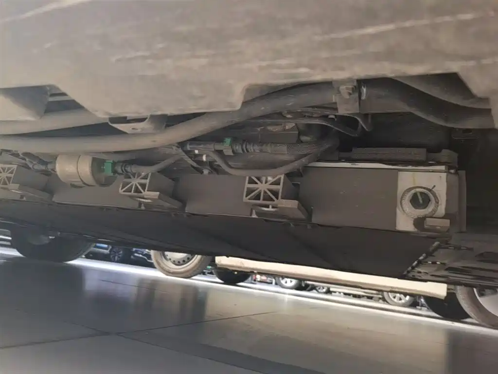 BYD Han 2025 DM-i 125KM LiDAR Smart Driving фото 22