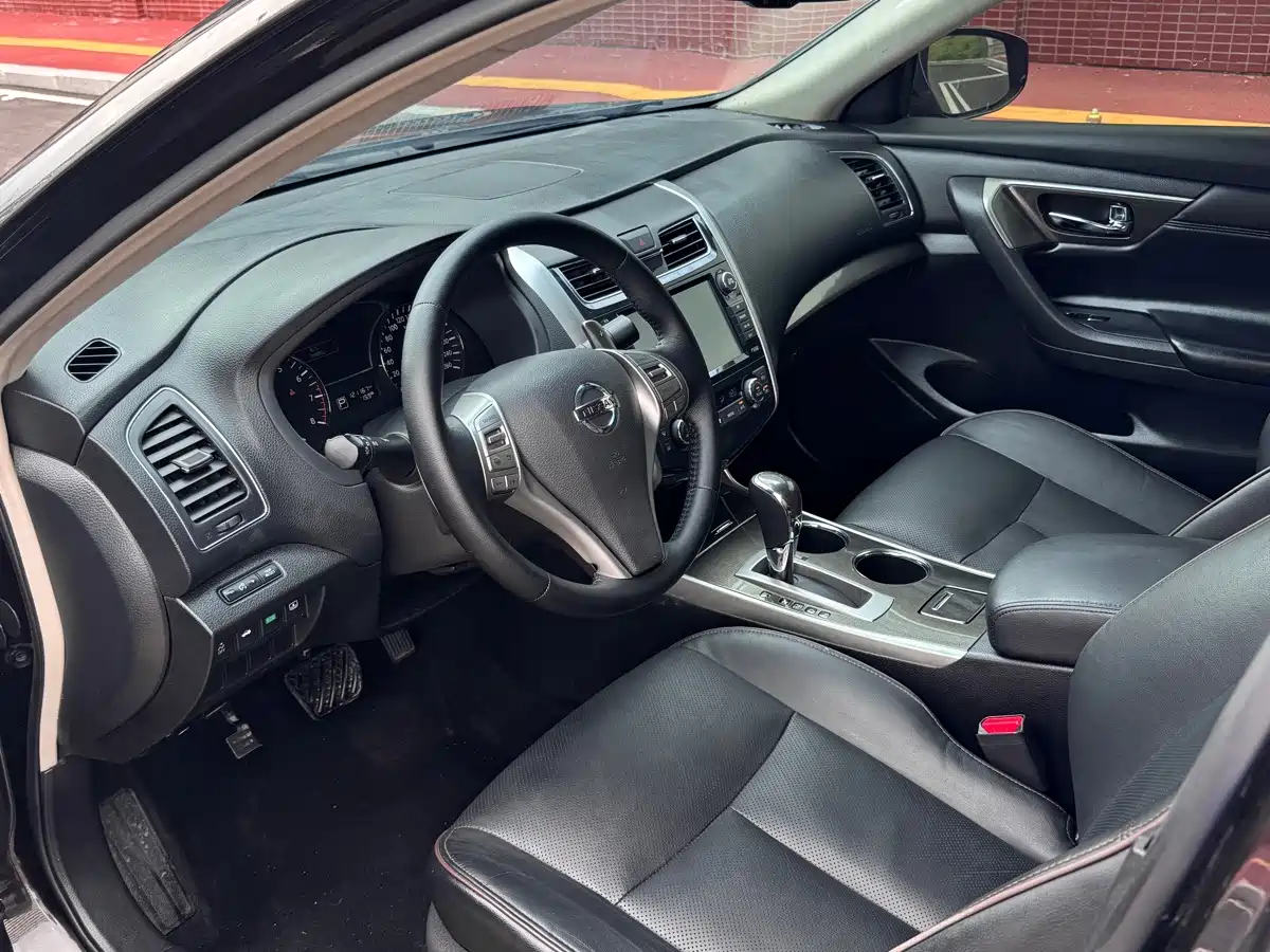 Фото 8 - Nissan Teana