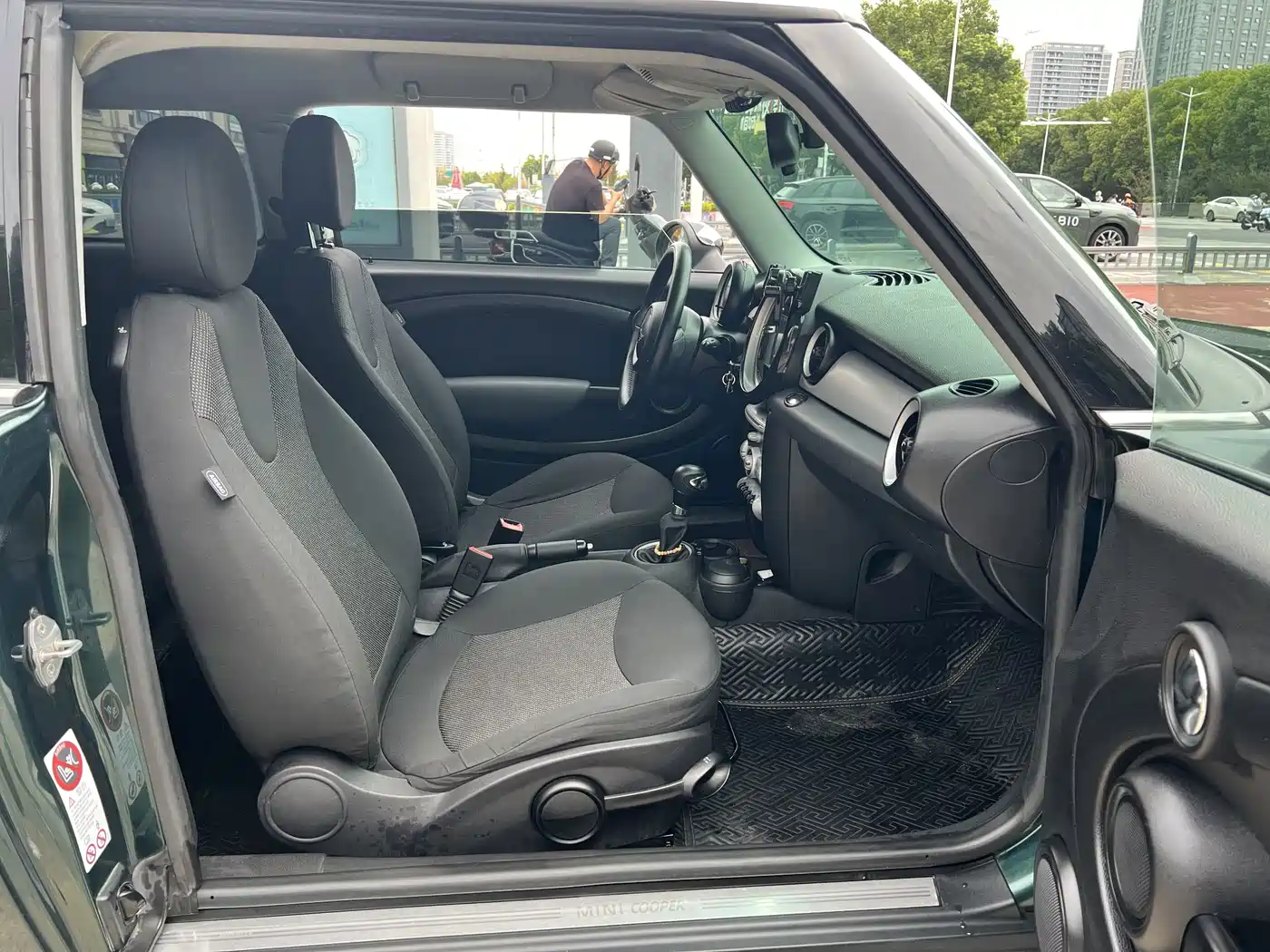 MINI CLUBMAN 2010 2010 1.6L COOPER Cheer