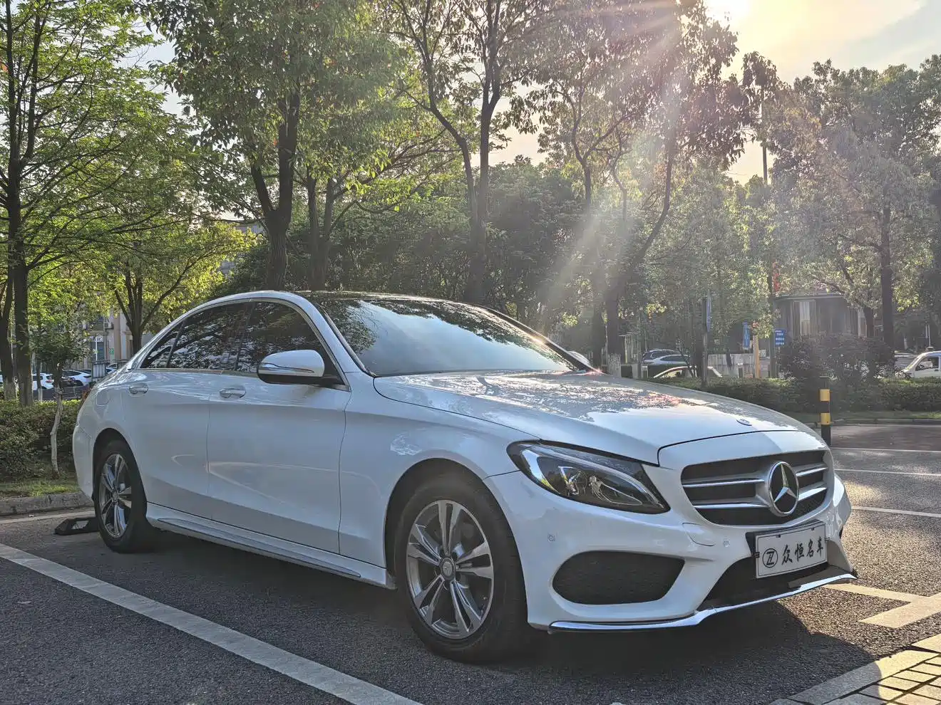 Mercedes-Benz C-Class 2016 C 200 L Sport фото 3