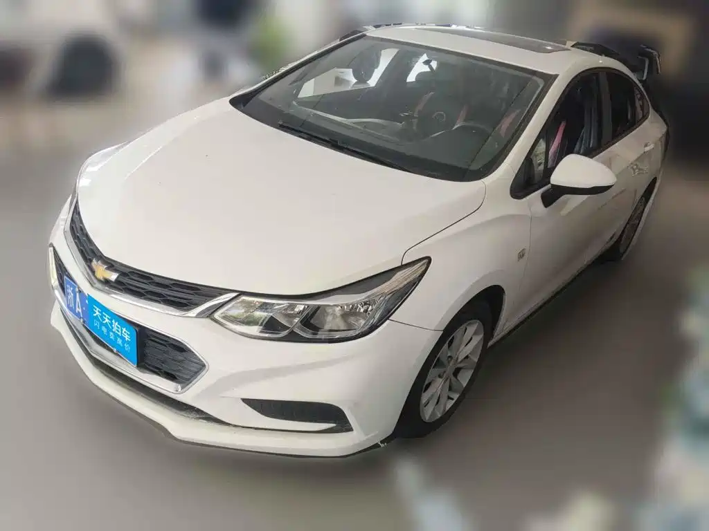 Chevrolet Cruze 2018 2018 320 Automatic Pioneer Sunroof Edition