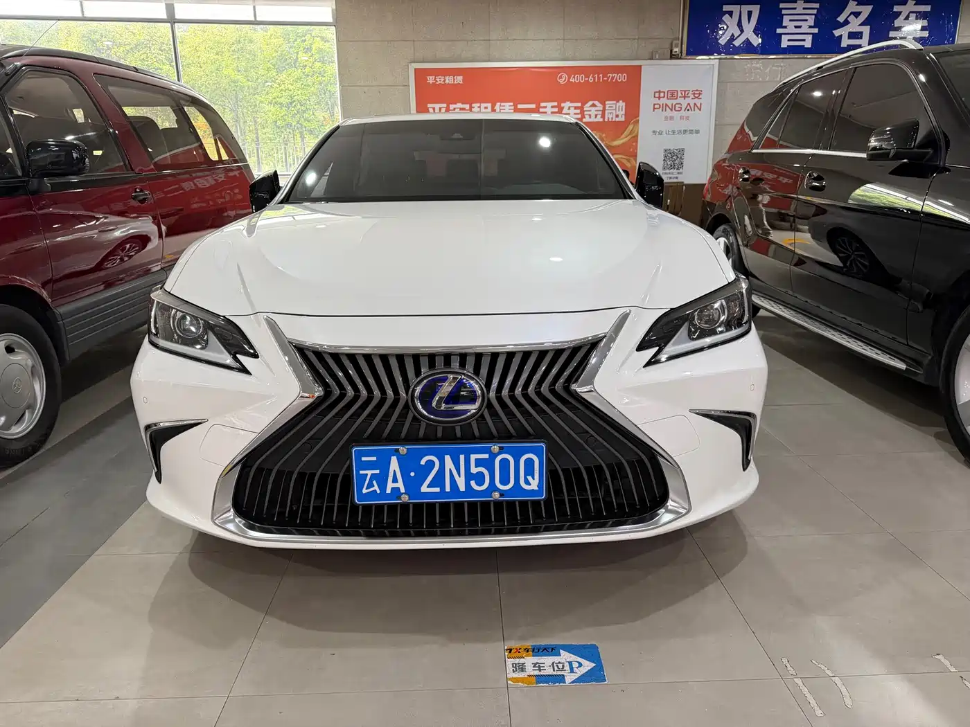 Lexus ES 2018 — пригон из Китая