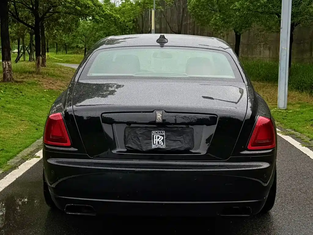 Фото 5 - Rolls-Royce Ghost