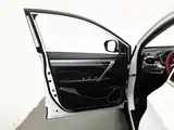Фото 8 - Geely Coolray