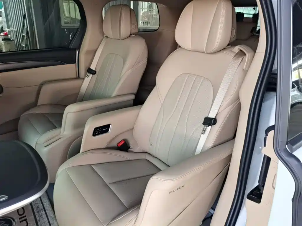 Buick GL8 New Energy 2025 Land Honor Premium Edition 7-Seater фото 17