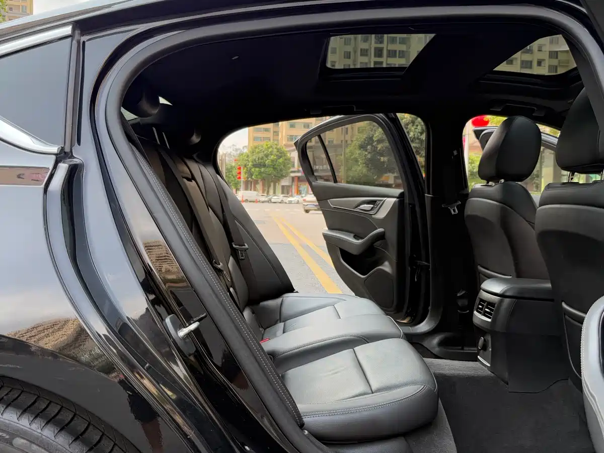 Cadillac CT5 2021 28T Luxury фото 25