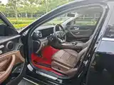 Фото 6 - Mercedes-Benz E-Class