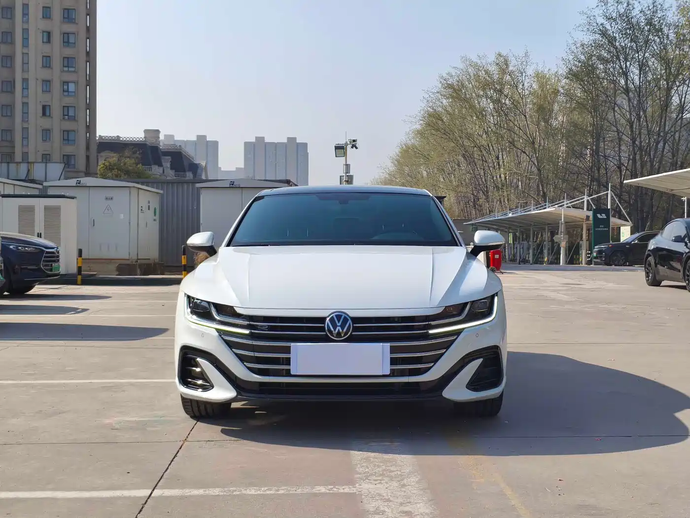 Volkswagen FAW-Volkswagen CC 2024 330TSI Dazzling Edition фото 4