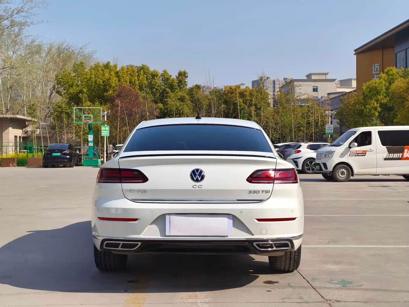 Volkswagen FAW-Volkswagen CC 2024 330TSI Dazzling Edition фото 16