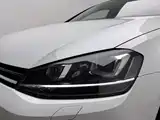 صورة 7 - Volkswagen Golf