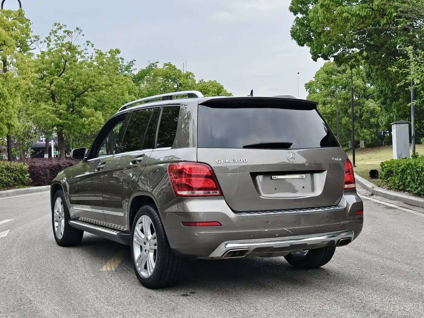 Mercedes-Benz GLK-Class 2013 GLK 300 4MATIC Fashion фото 8