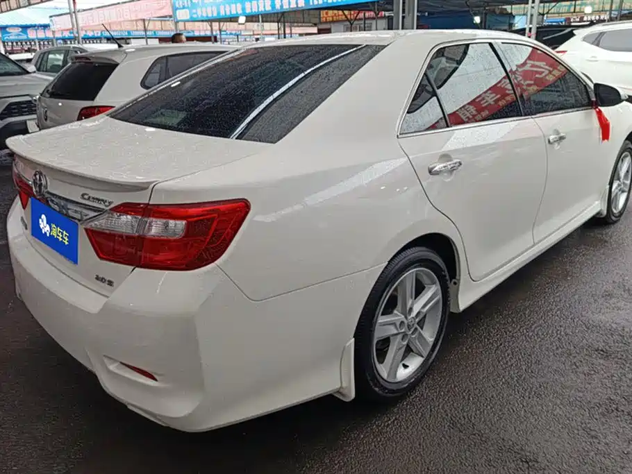 Toyota Camry 2013 2.0G Comfort фото 3