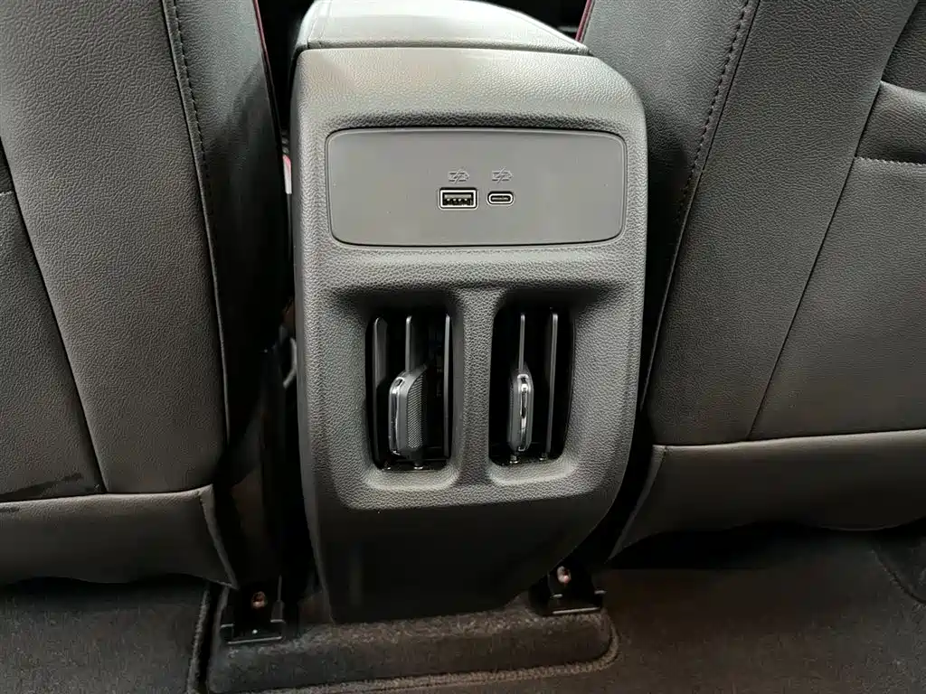Buick Angyang 2022 1.5T GS Speed Edition фото 15
