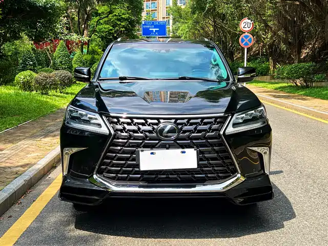Lexus LX 2019 570 Prestige Luxury Edition — фото 2