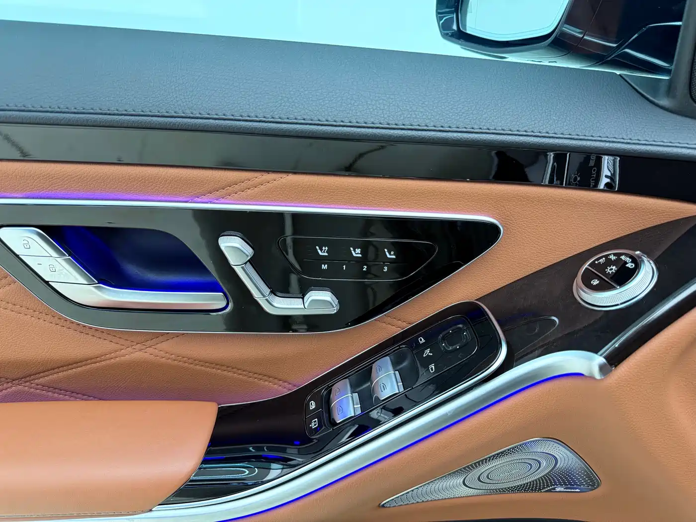 Mercedes-Benz Maybach S-Class 2024 Facelift S 480 4MATIC фото 8