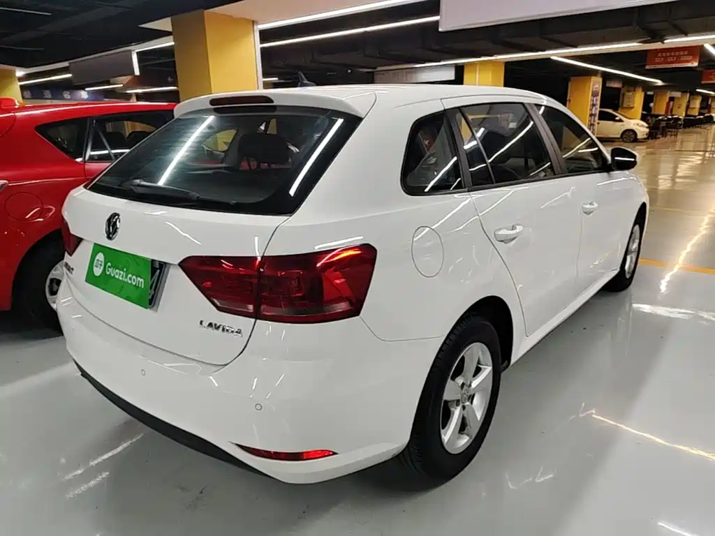 Фото 5 - Volkswagen Lavida Tour