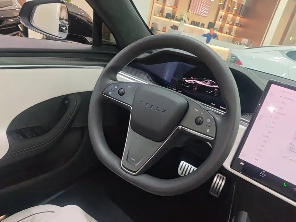 Tesla Model S 2023 2023 Tri-motor AWD Plaid