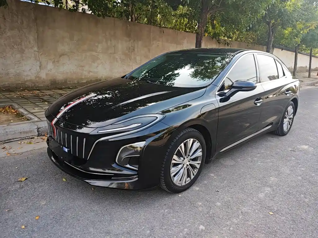 Hongqi E-QM5 2023 — пригон из Китая