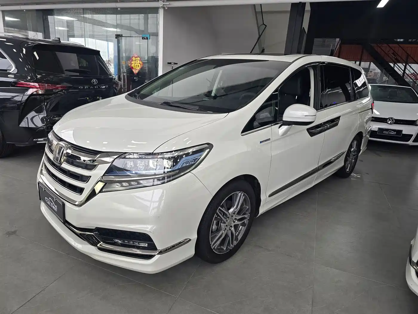 Honda Elysion 2019 2.0L Hybrid Luxury Edition