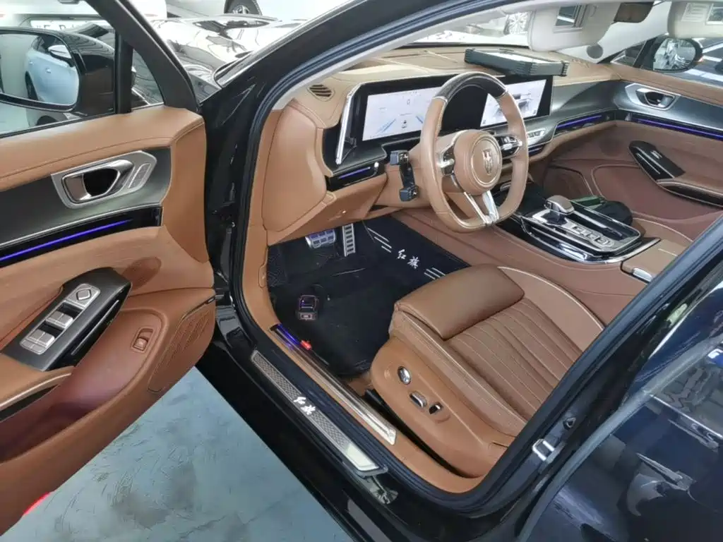 Hongqi H9 2024 2024 2.0T Qi Chang Private Fashion Edition