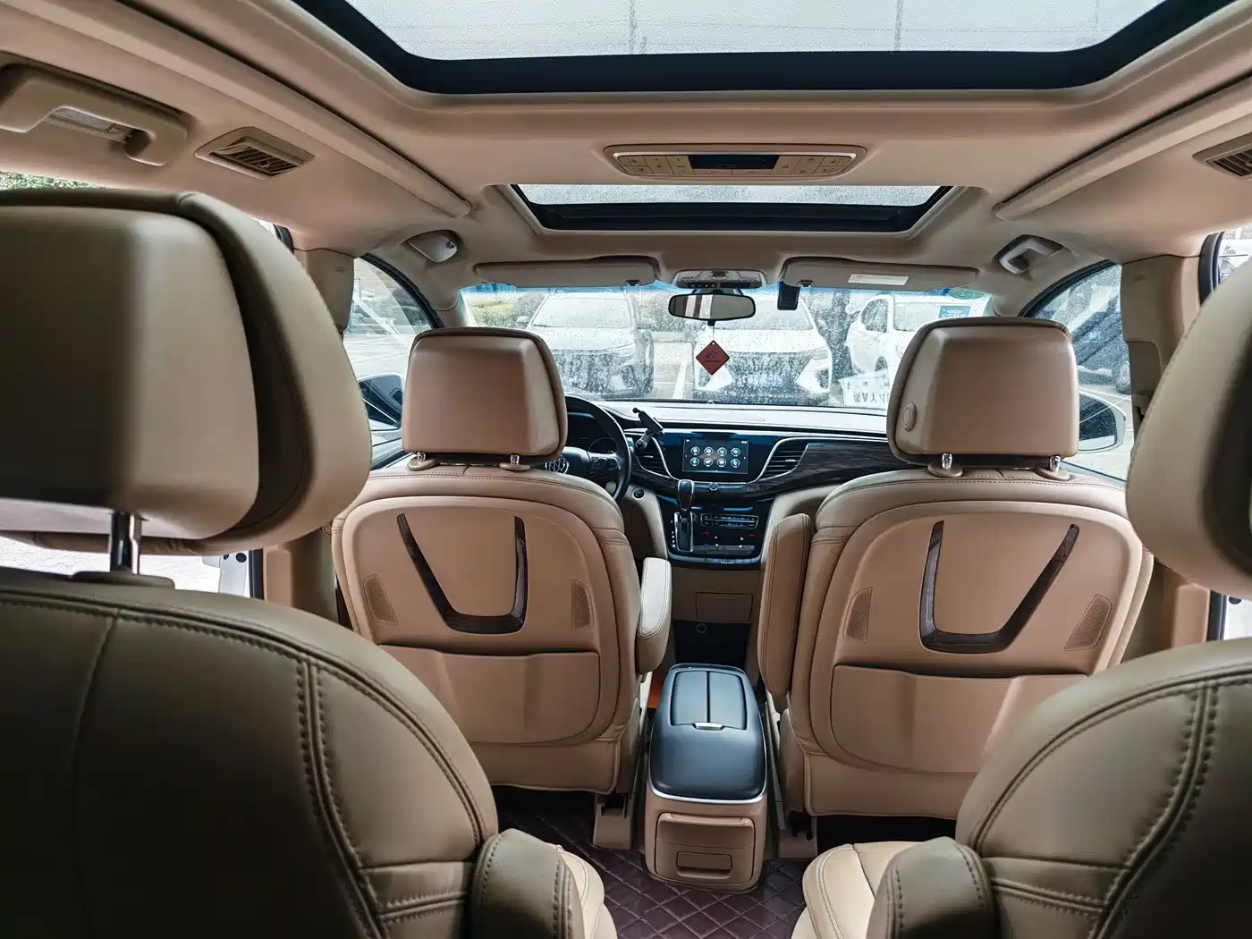 Buick GL8 2017 ES 28T Luxury China V фото 11