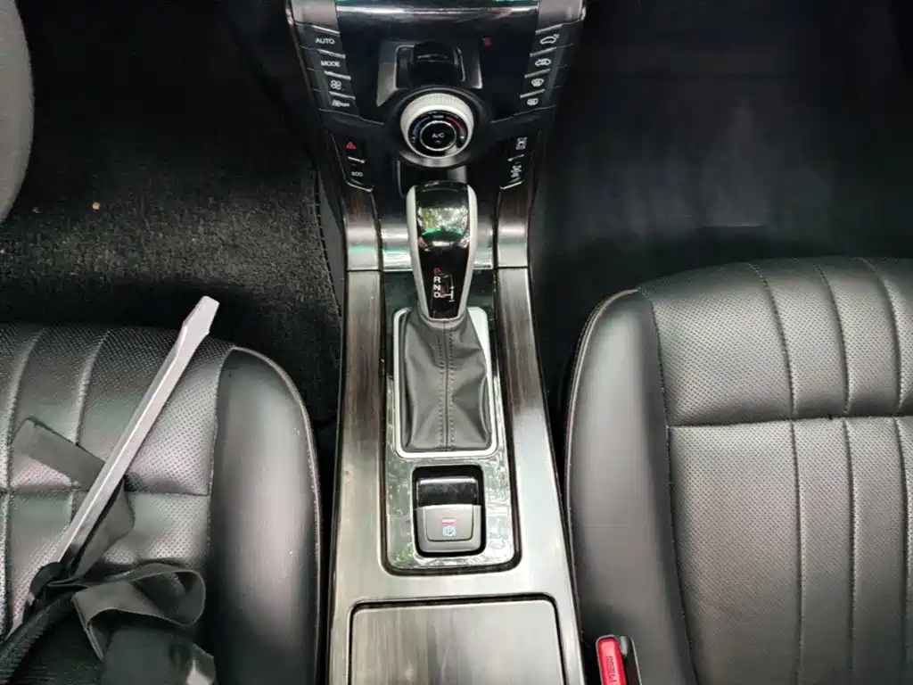 Luxgen 5 2016 2015 1.8T Automatic Flagship