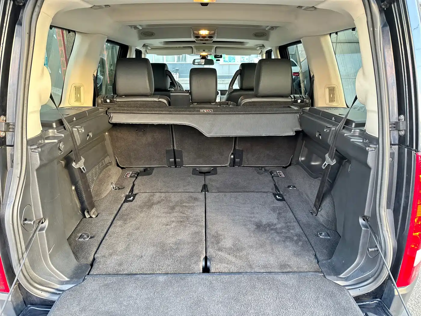 Land Rover Discovery 2005 Model 4.4 V8 HSE фото 49