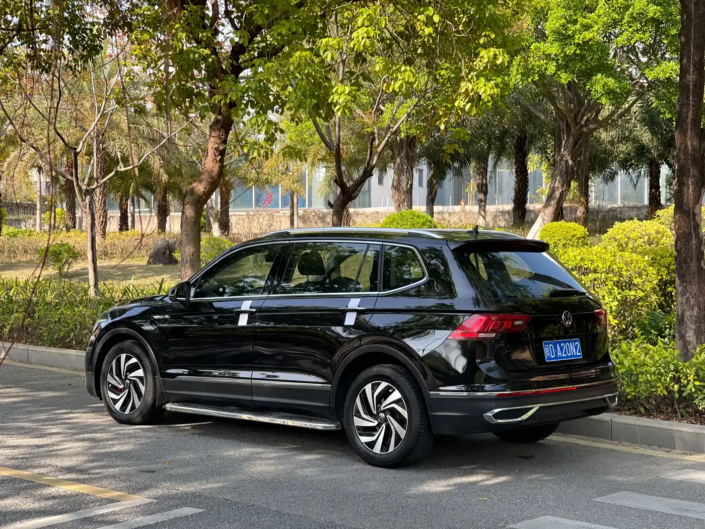 Volkswagen Tiguan L 2021 330TSI Automatic 2WD Comfort фото 6