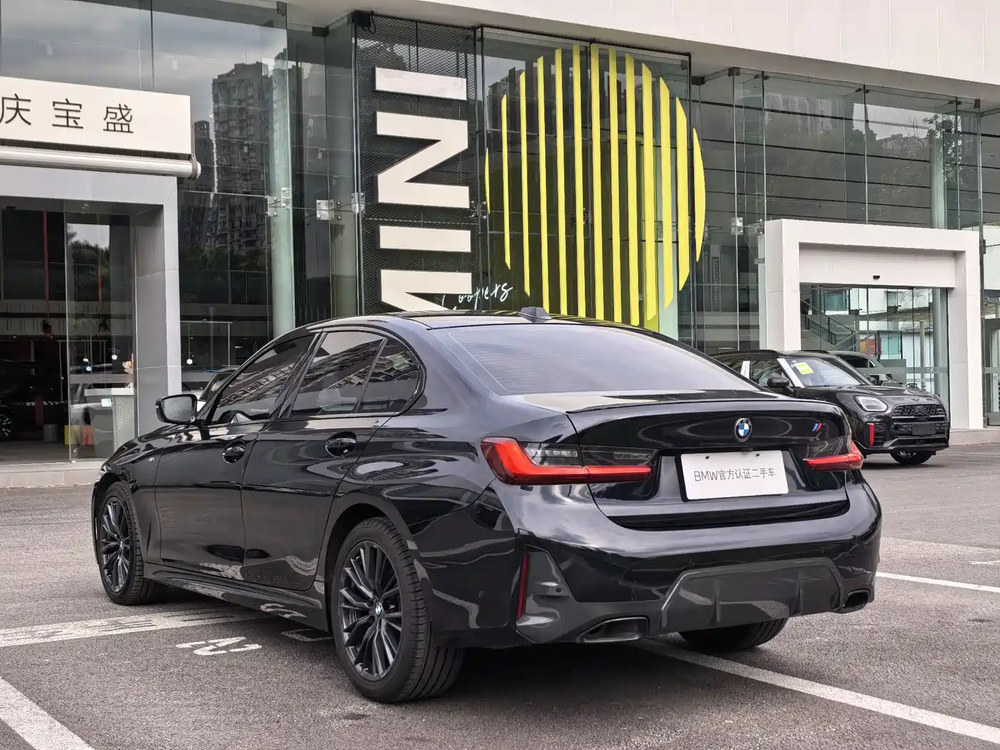 BMW 3-SERIES