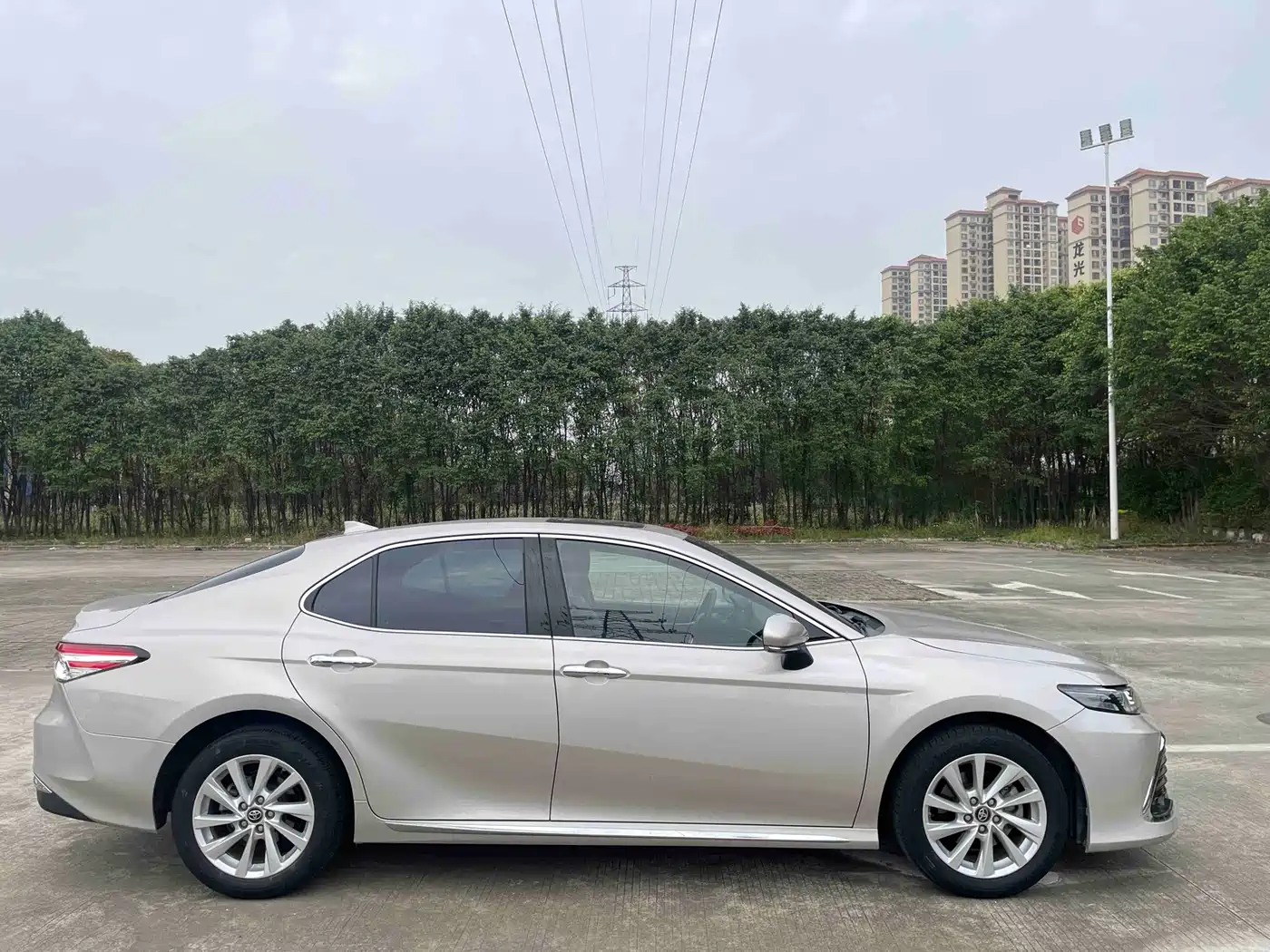 Toyota Camry 2023 2.0G Luxury Edition фото 15