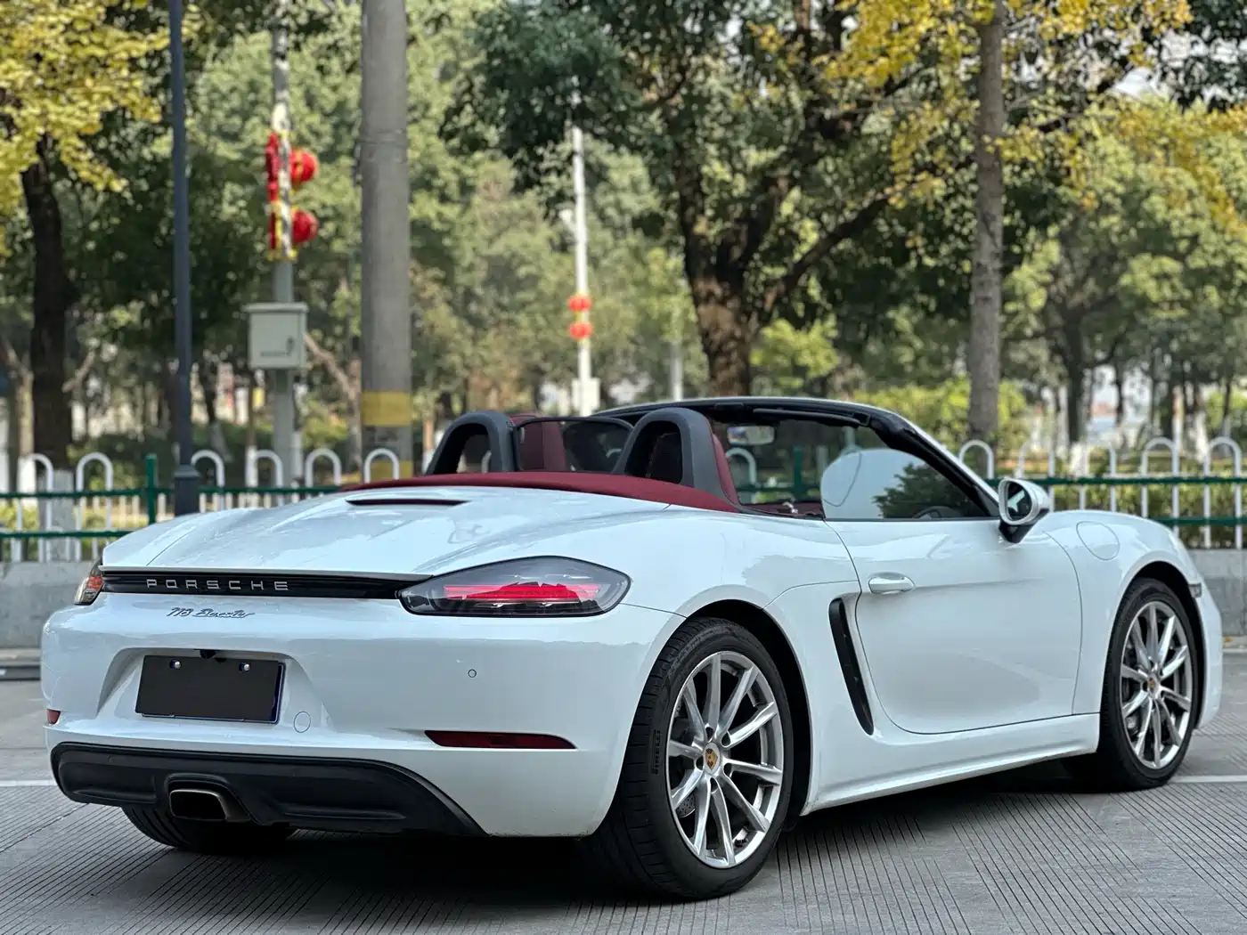 Porsche 718 2018 Boxster 2.0T фото 8