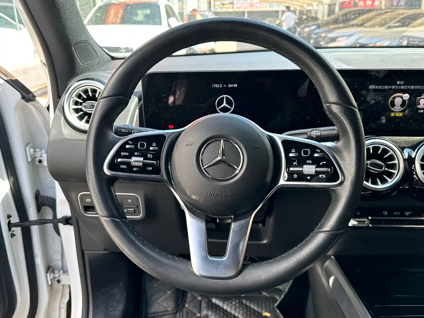 Mercedes-Benz GLB 2023 GLB 220 Dynamic фото 12