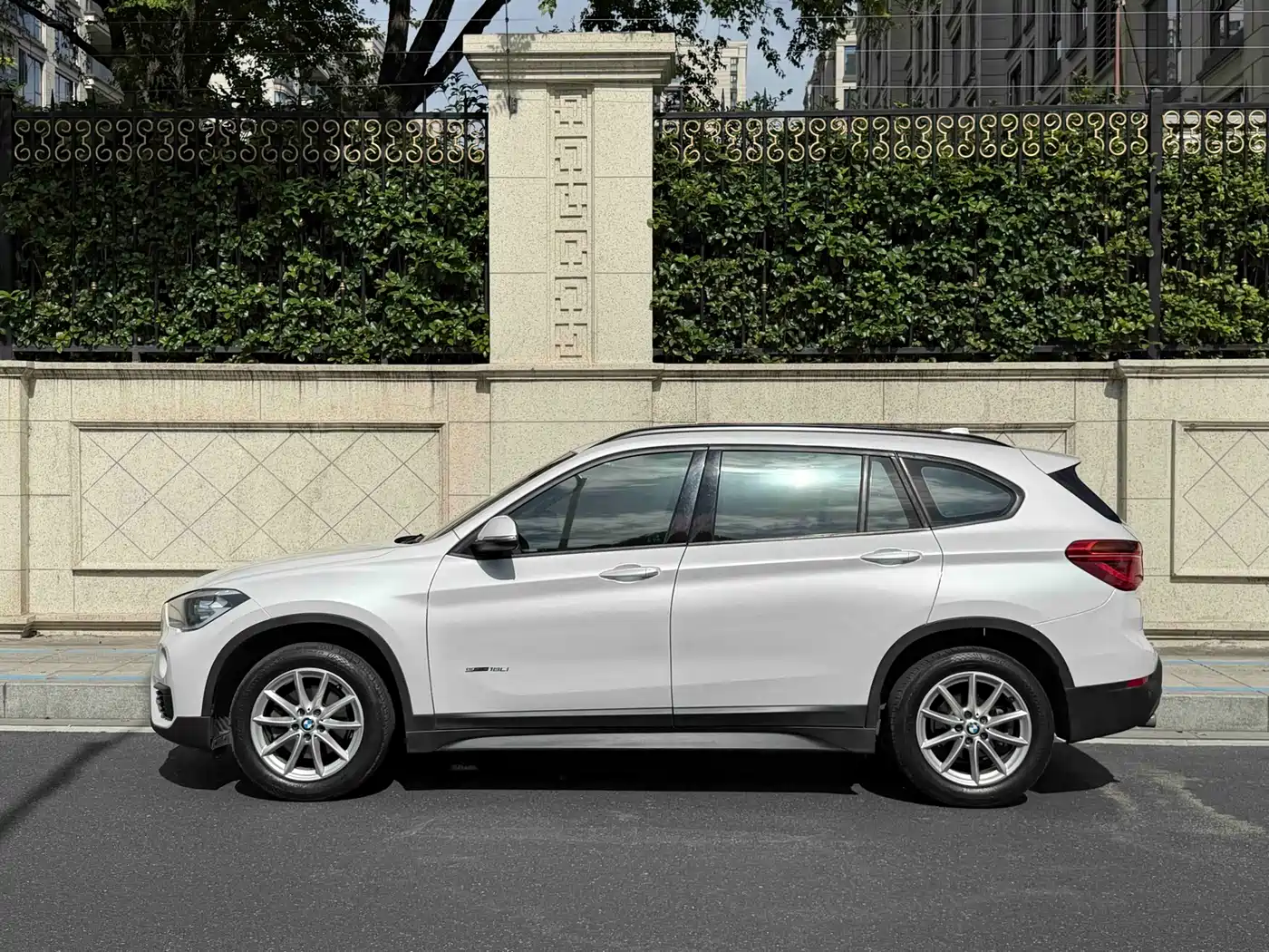 BMW X1 2016 sDrive18Li Fashion Model фото 3
