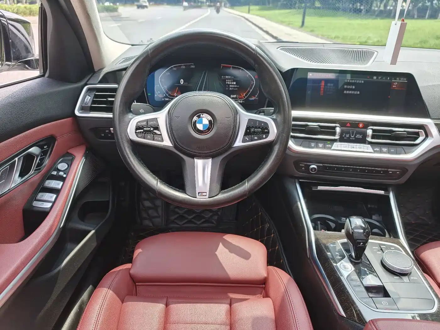 BMW 3 Series 2021 325Li M Sport Package фото 8