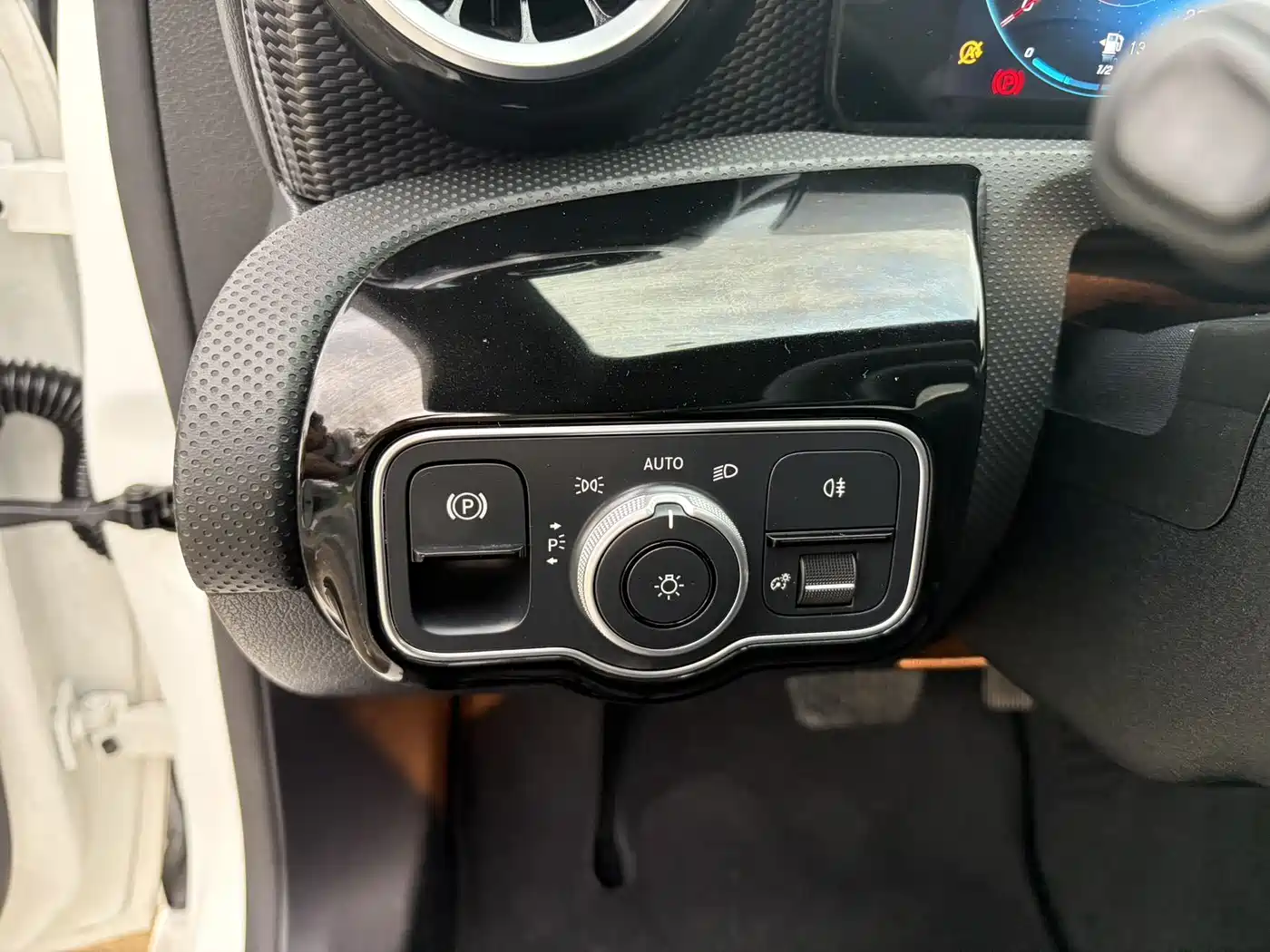 Mercedes-Benz A-Class 2020 A 200 L Sport Sedan фото 18