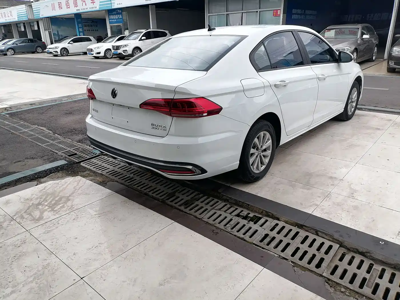 Volkswagen Bora 2023 200TSI DSG Yuexing Edition фото 7