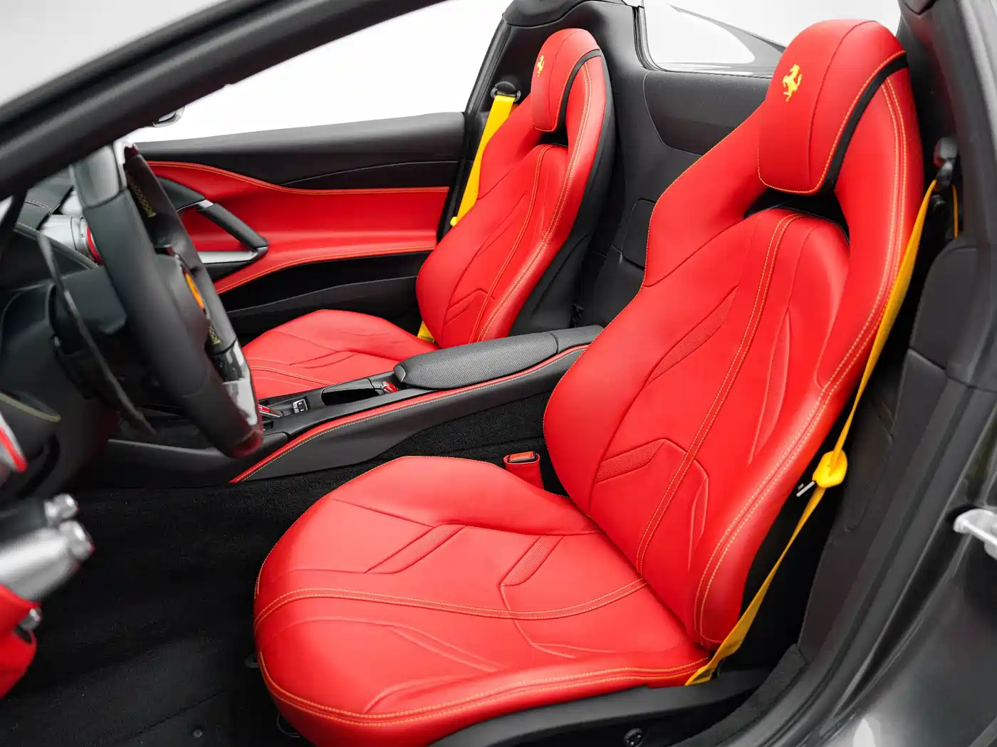 Ferrari 812 2021 2020 6.5L GTS