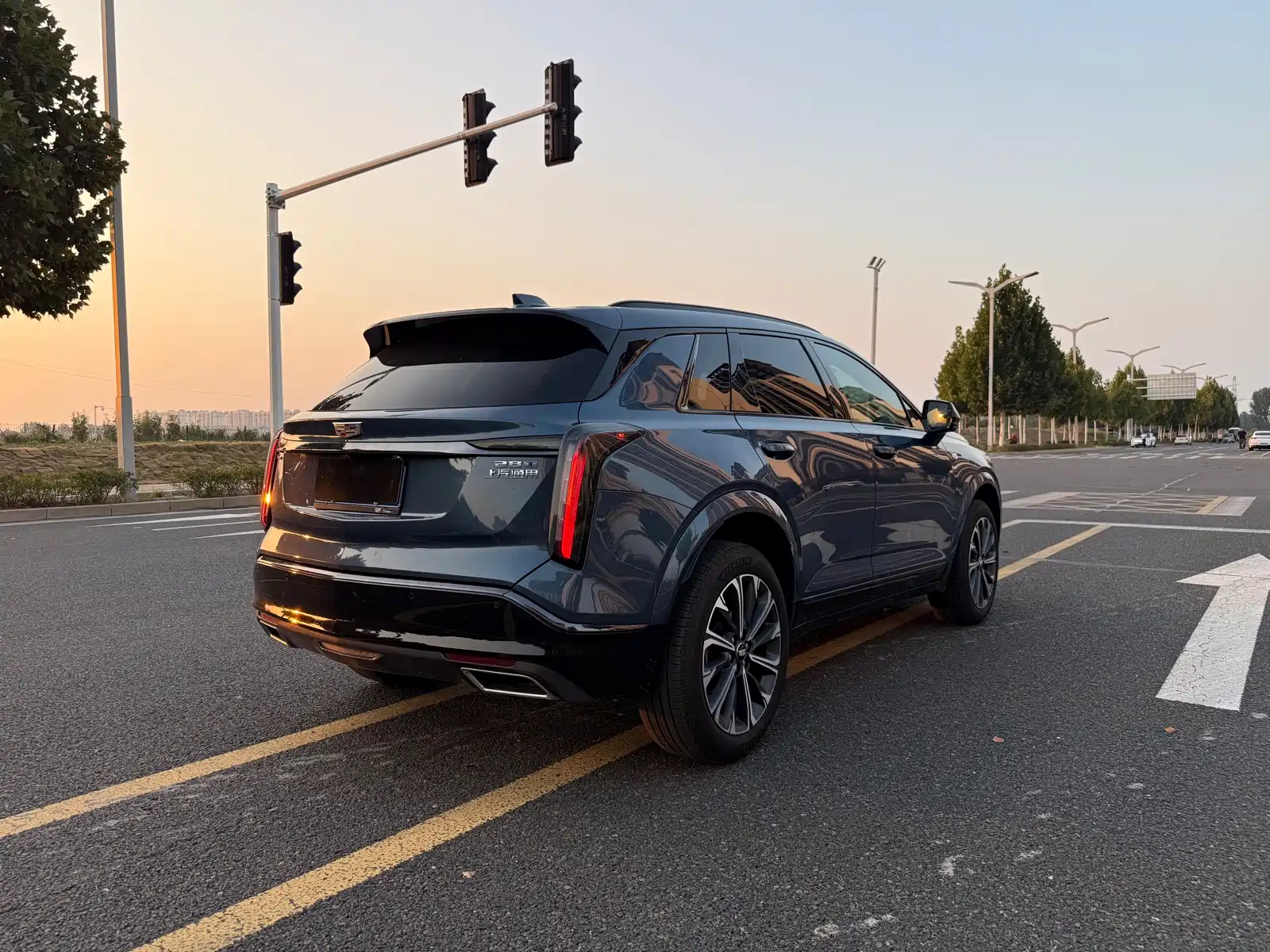 Photo 11 - Cadillac XT5