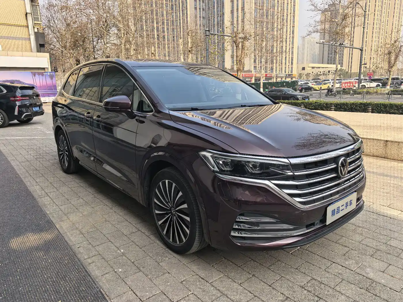 Volkswagen Viloran 2020 380TSI Premium фото 3