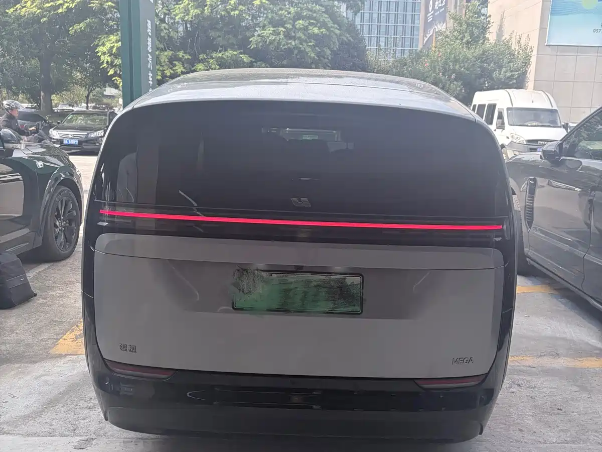 Li Auto MEGA 2024 2024 Ultra