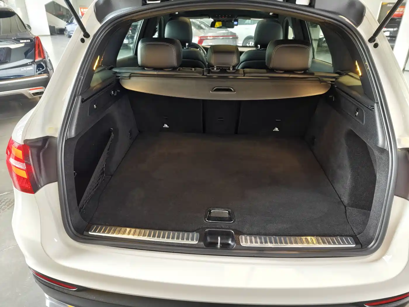Mercedes-Benz GLC 2016 GLC 260 4MATIC Luxury фото 18