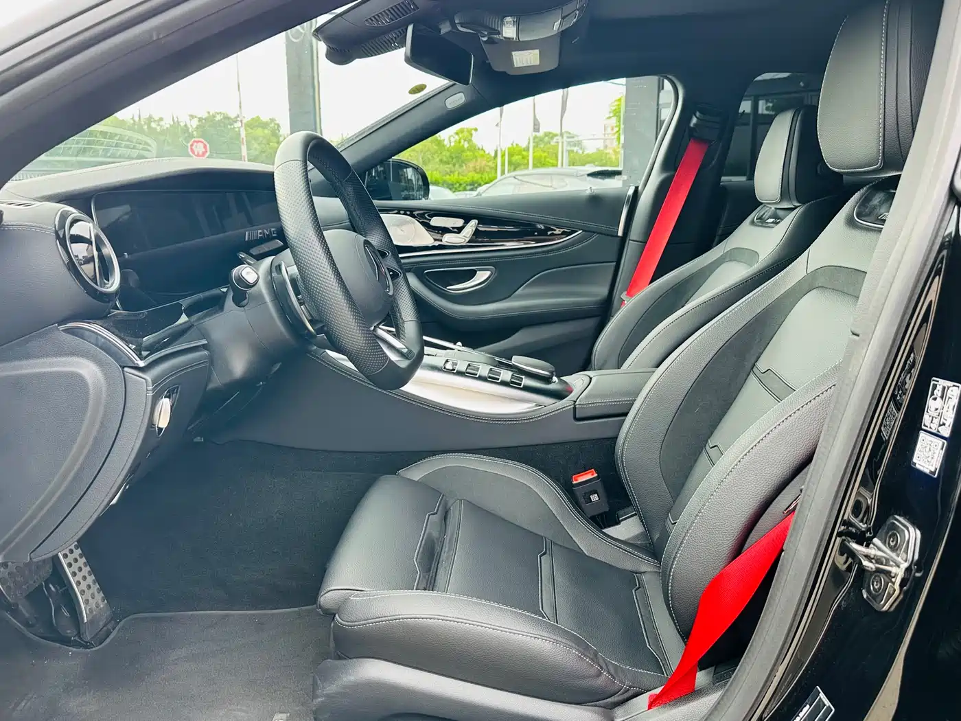 Mercedes-Benz AMG GT 2025 AMG GT 50 4-Door Coupe China Special Edition фото 3