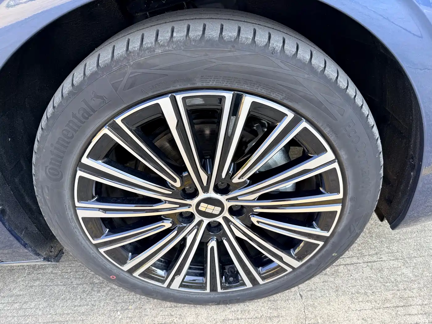 Geely Galaxy Galaxy A7 2025 EM-i фото 4